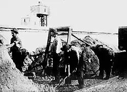 Screening Chilean ore (1900)
