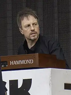 StonesLonStad220518 p2 (4 of 99) (cropped).jpg