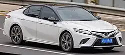 Camry S with two-tone exterior colour (pre-facelift, China)