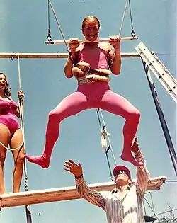 Enn Reitel on location in Los Angeles, July 1982, on the shoot of The Optimist, series one (episode 5, "Kid's Stuff")