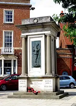 Neoclassical Tuscan columns of the Abingdon War Memorial, Abingdon-on-Thames, UK, by John George Timothy West, 1921[16]