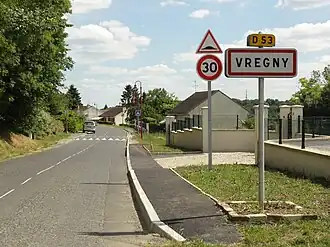 The road into Vregny