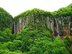 41. Yonako Daibakufu Falls